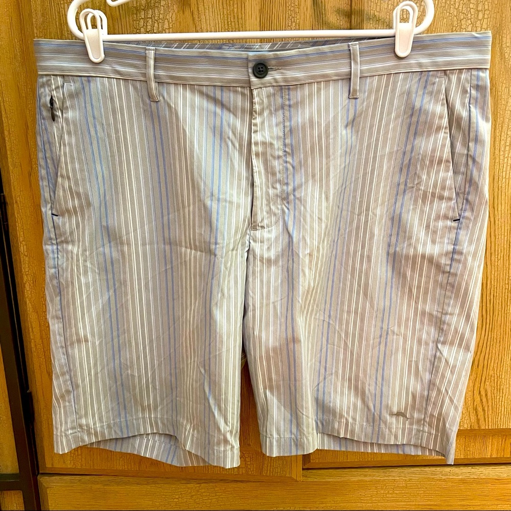 Tommy Bahama Men’s 5-Pocket Flat Front Shorts - Size 40/XXL